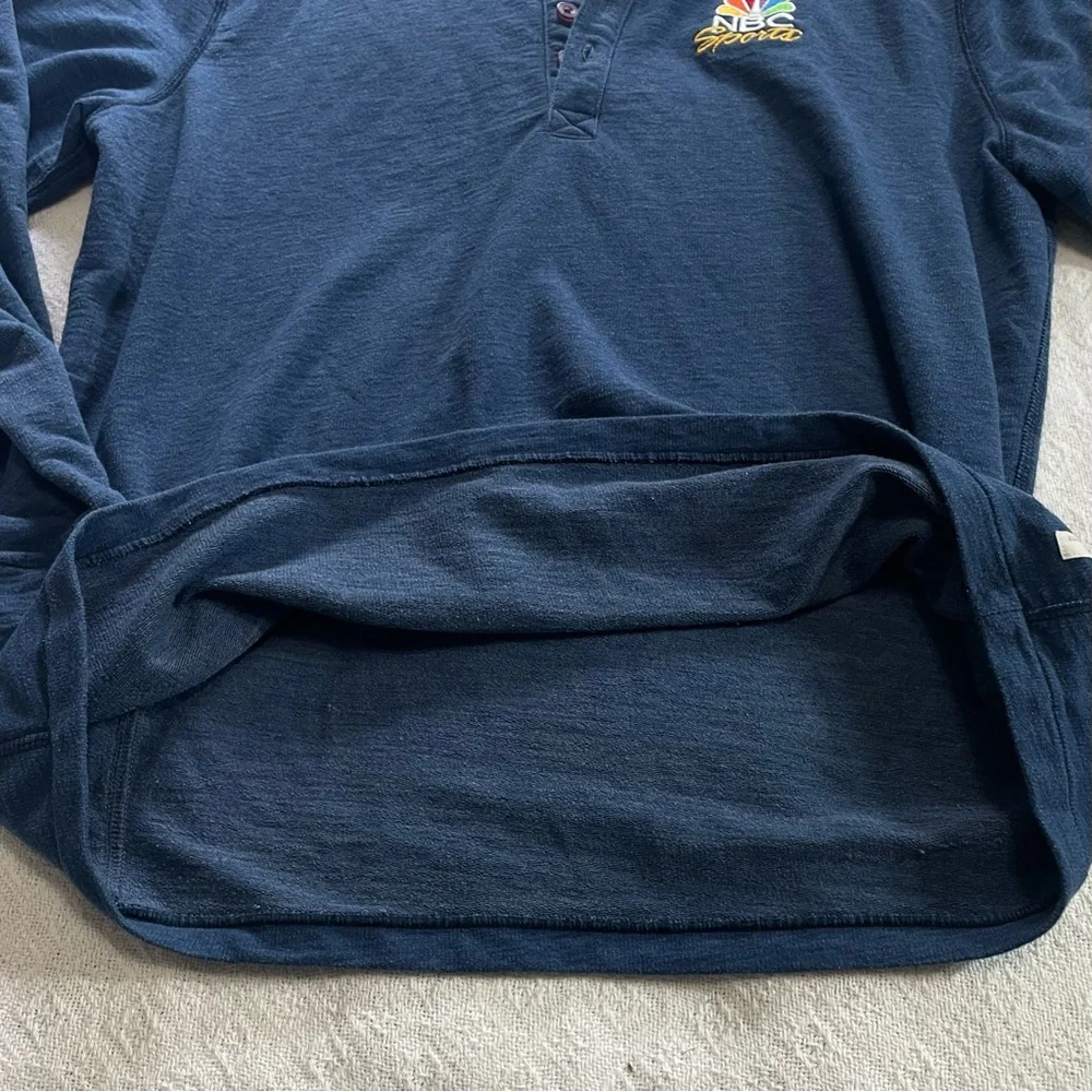 NBC Sports Blue Textured Men's Shirt with Hoodie - Roots 73. size‎ Large